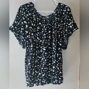XXL Old Navy Floral Short-Sleeve Peasant Blouse